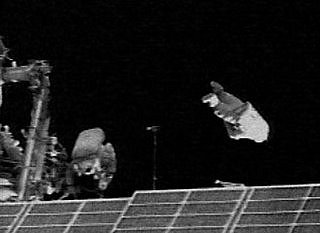 satellitinfo/SuitSat_1_Suit_stor.jpg